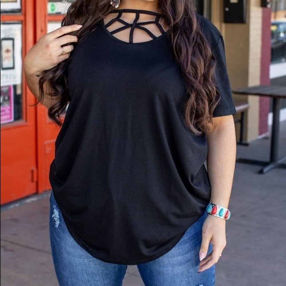 Black Basic Tee